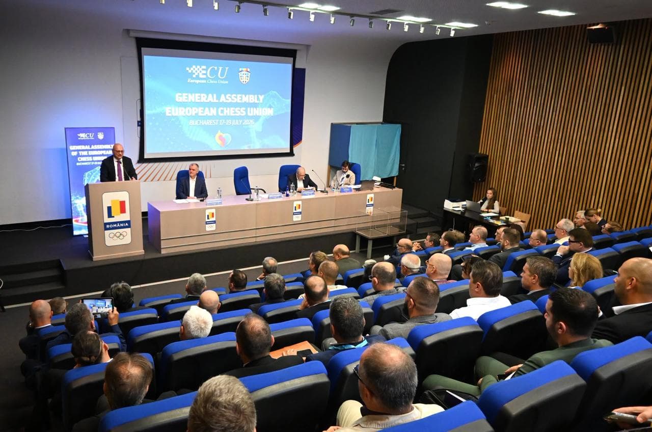 Zurab Azmaiparashvili re-elected European Chess Union president - ChessEver News